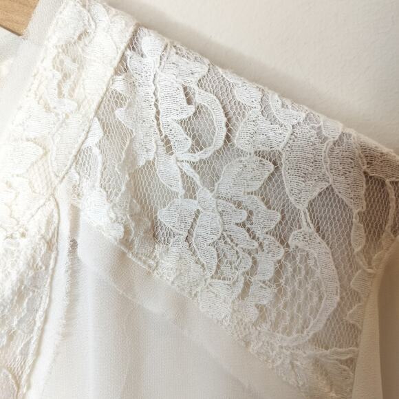 Torrid Ivory Chiffon + Lace Blouse Hi Low Hem - Picture 6 of 13